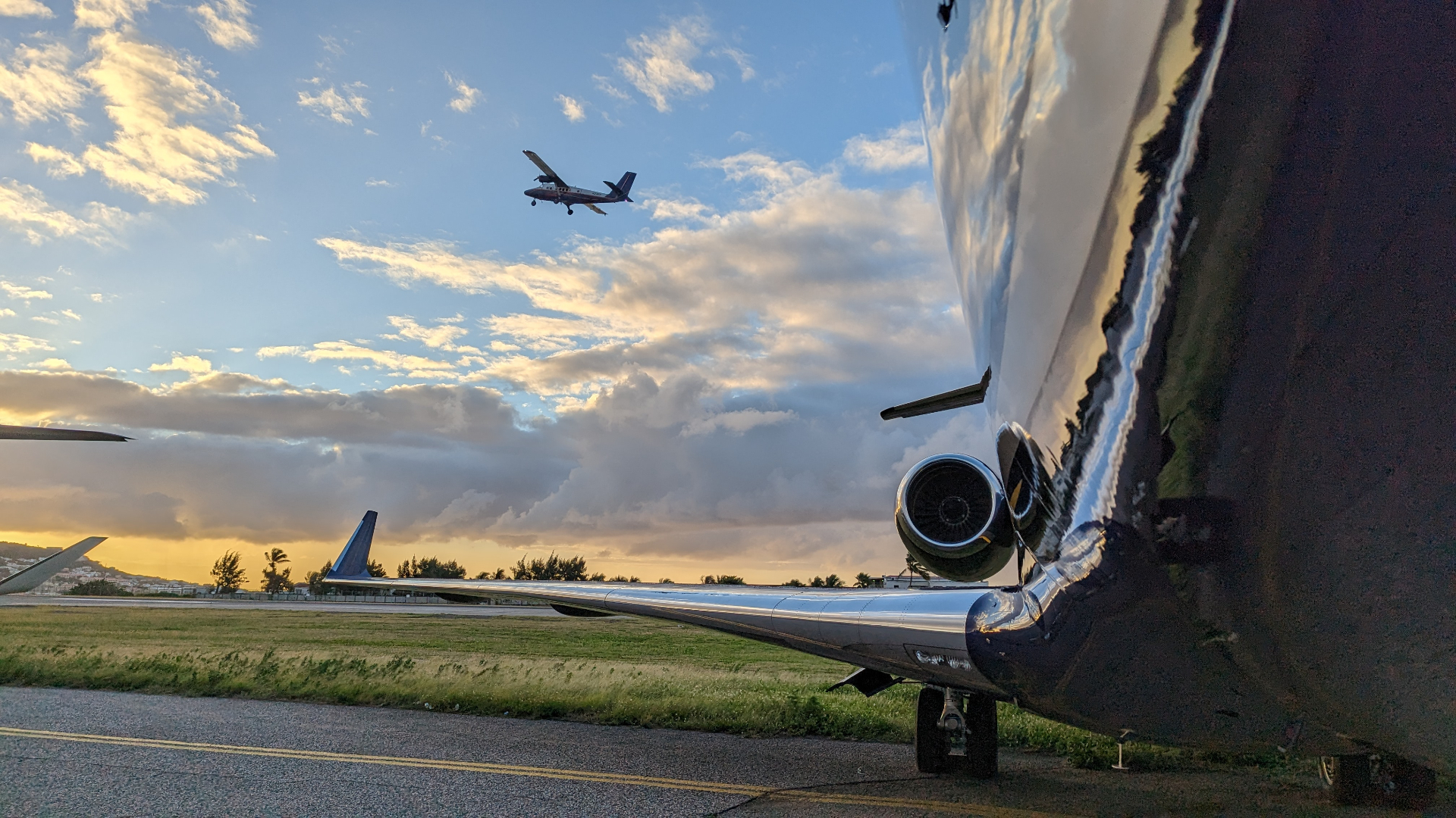 Aircraft operations at Princess Juliana International Airport